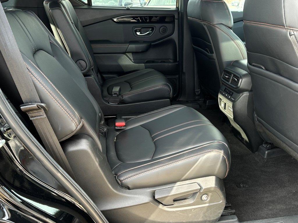 used 2024 Honda Pilot car, priced at $39,493