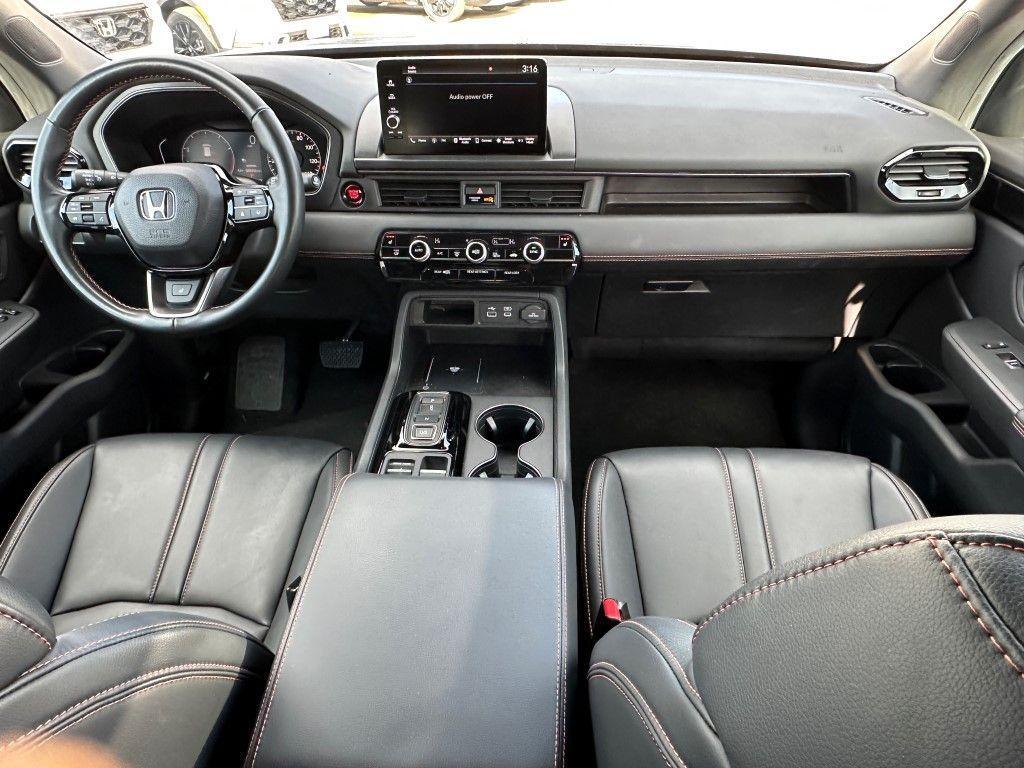 used 2024 Honda Pilot car, priced at $39,493