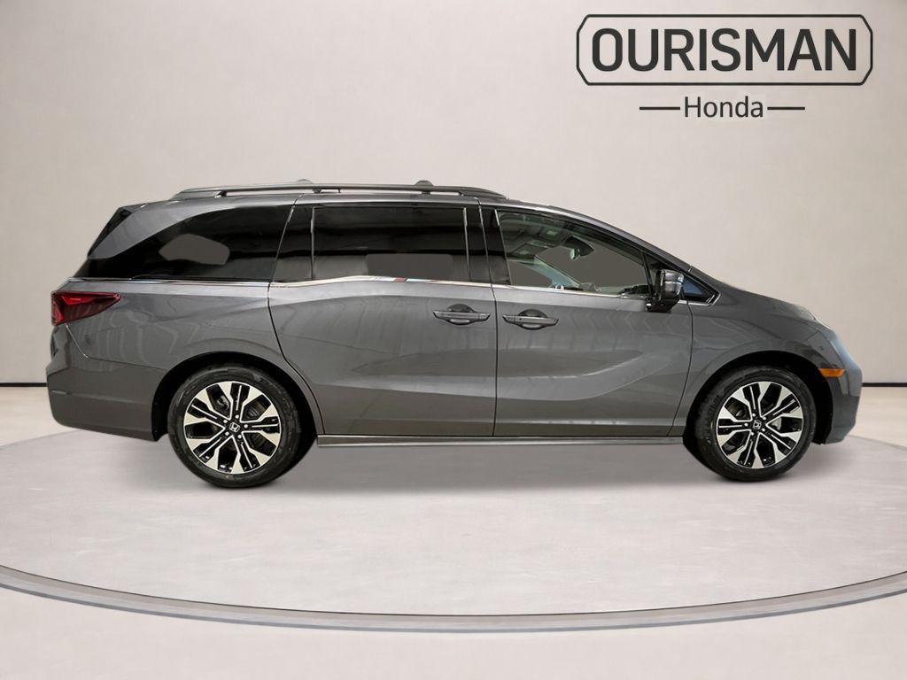 new 2026 Honda Odyssey car, priced at $50,671