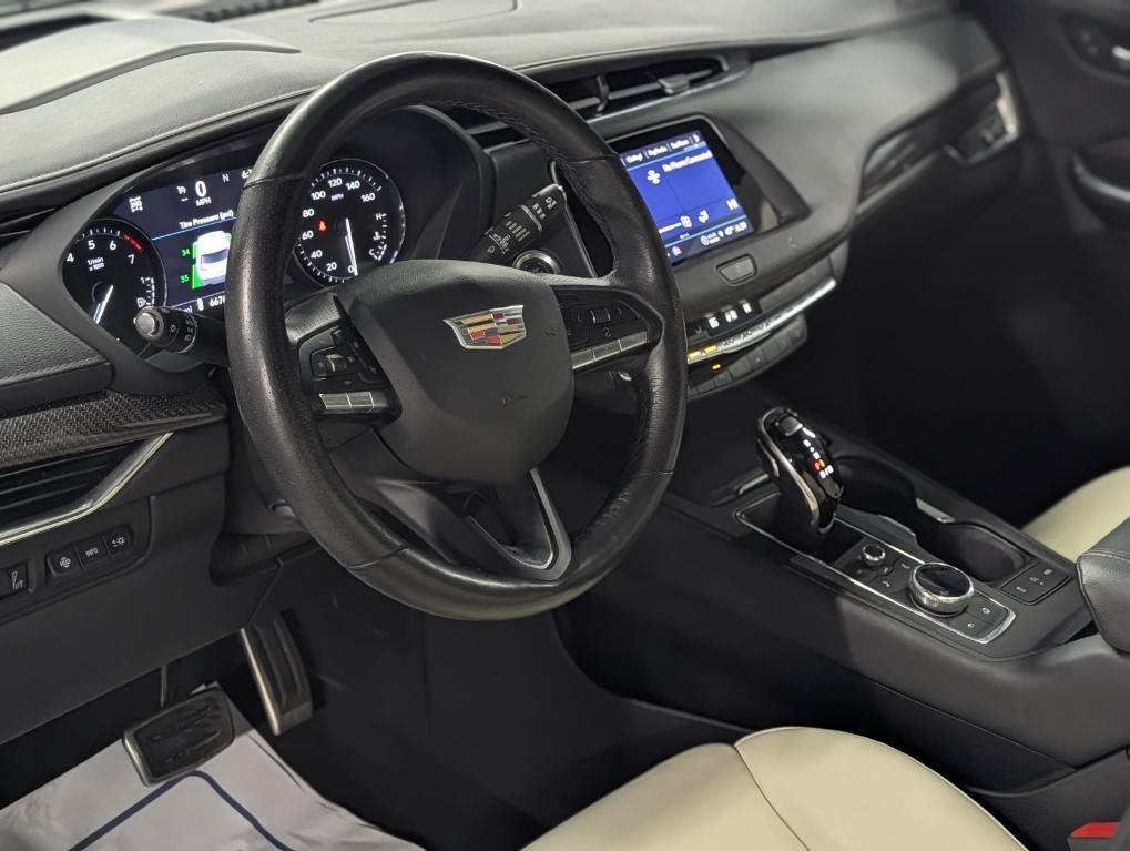 used 2021 Cadillac XT4 car, priced at $24,895