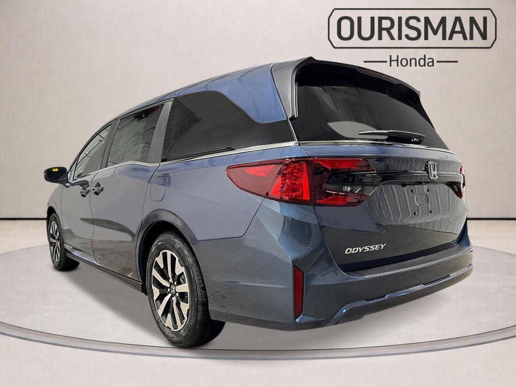 new 2026 Honda Odyssey car, priced at $41,636