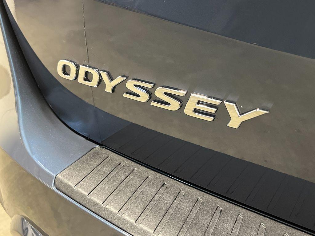 new 2026 Honda Odyssey car, priced at $45,090
