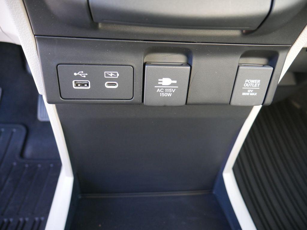 new 2026 Honda Odyssey car, priced at $46,105