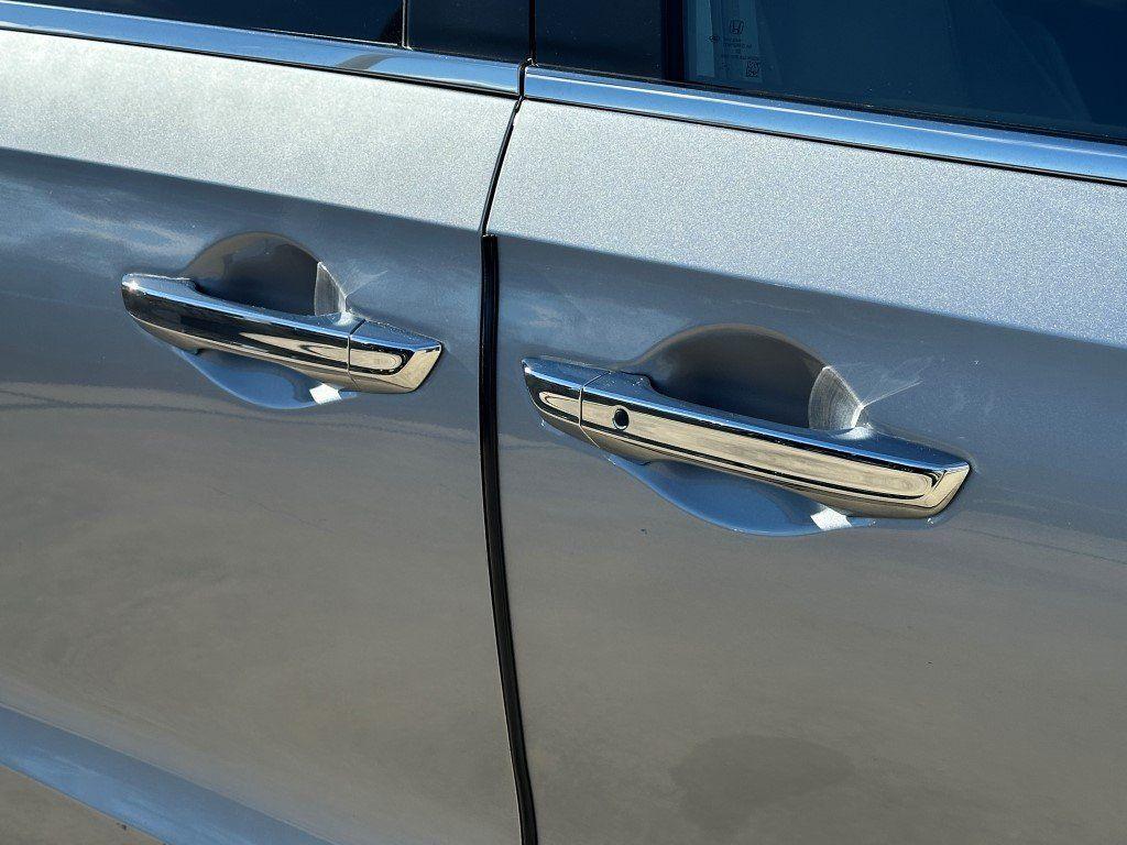 used 2020 Honda Odyssey car, priced at $21,995