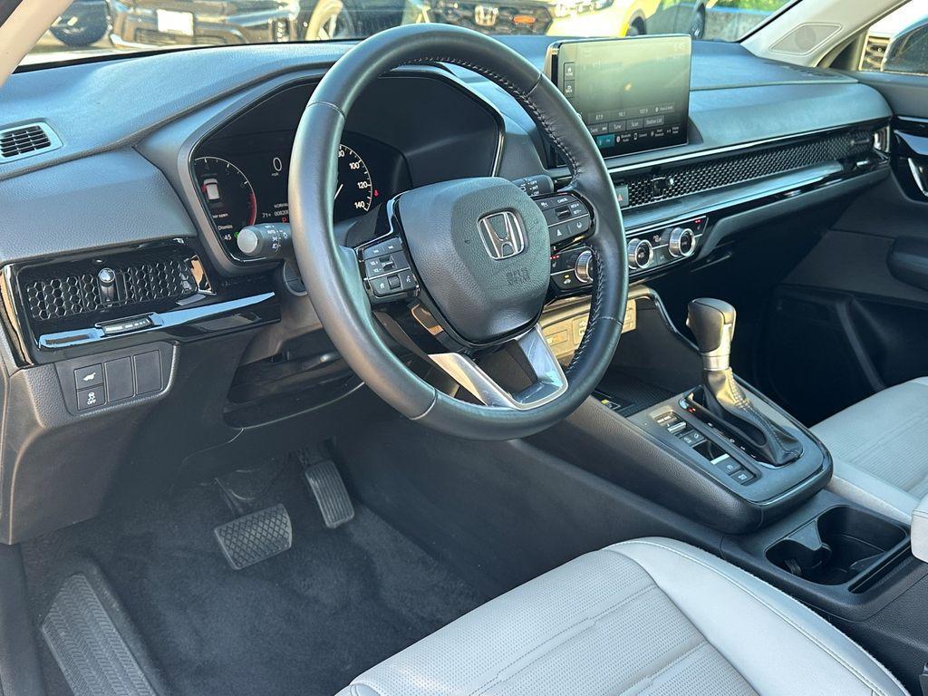 used 2025 Honda CR-V car, priced at $35,695