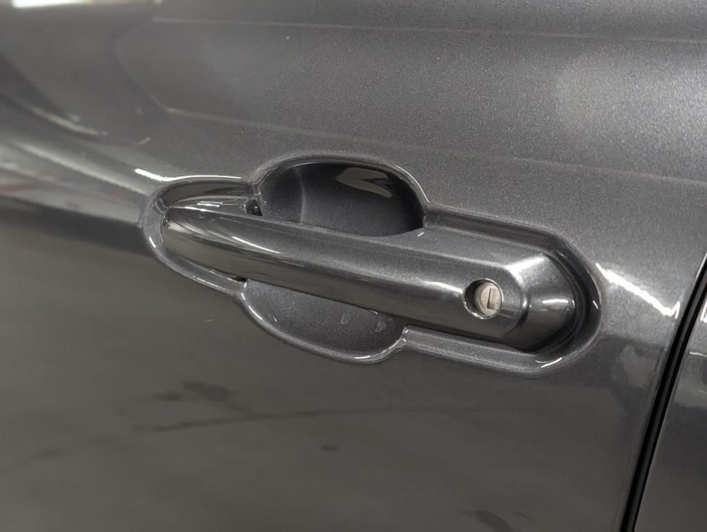 used 2023 Toyota Highlander car, priced at $30,995