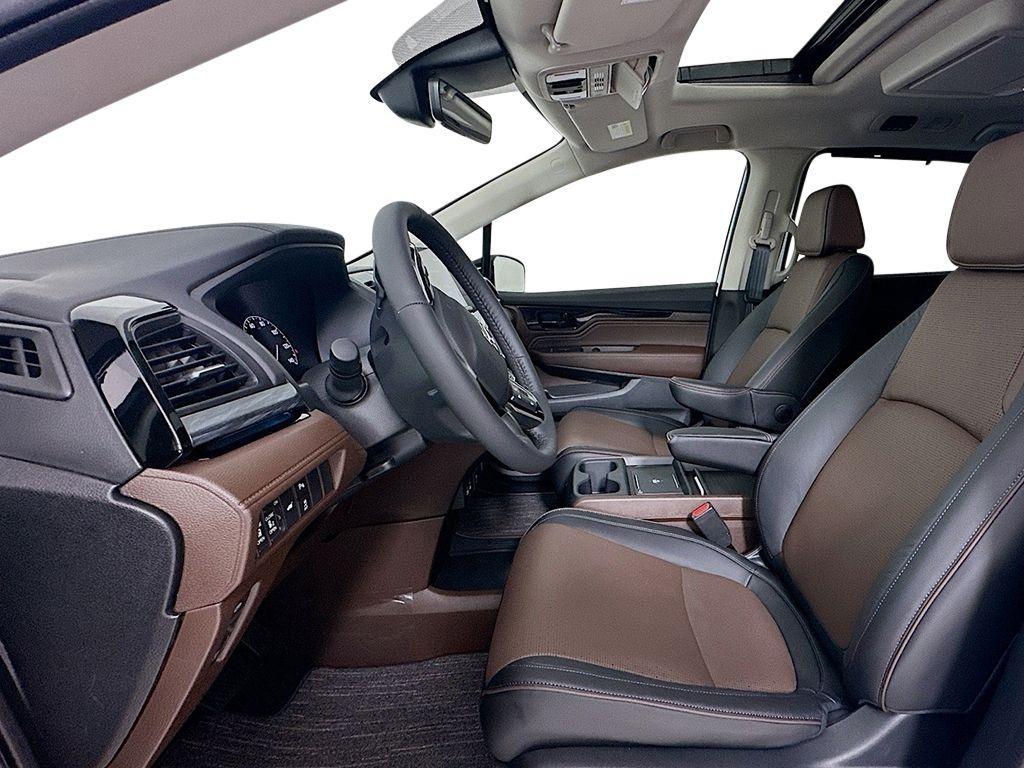 new 2026 Honda Odyssey car, priced at $54,445