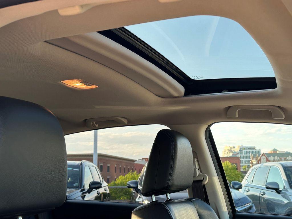 used 2015 Honda CR-V car, priced at $22,390