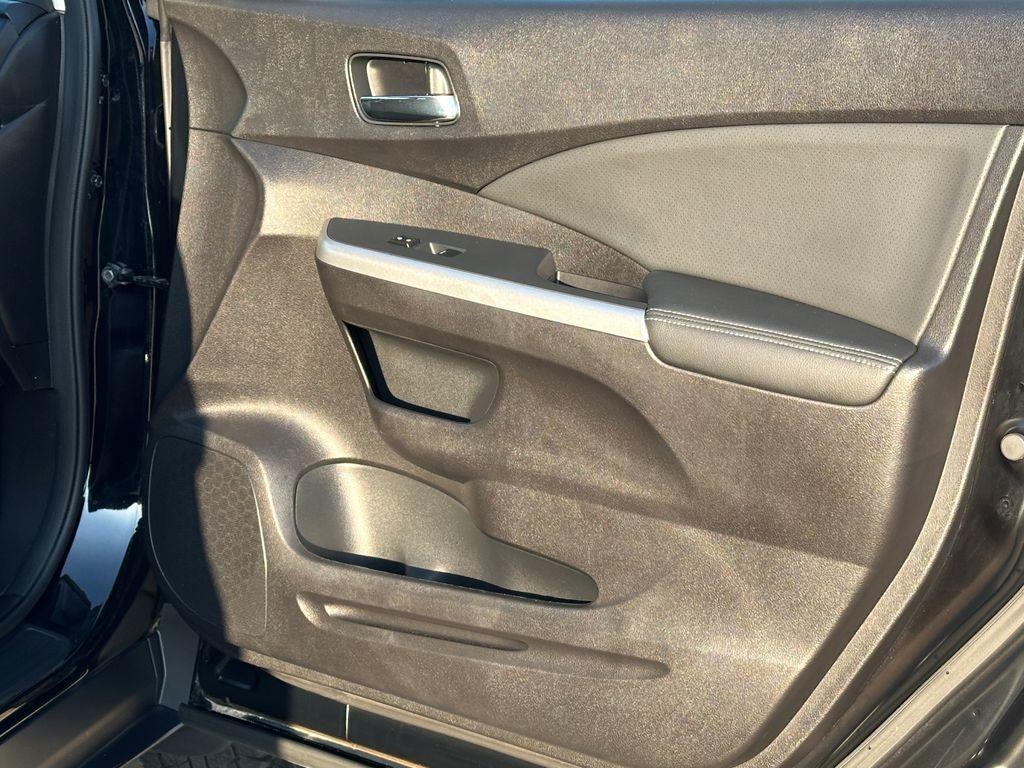 used 2015 Honda CR-V car, priced at $22,390
