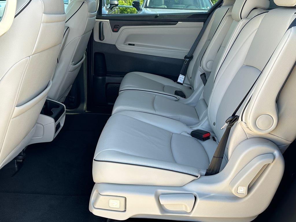 used 2025 Honda Odyssey car, priced at $44,795
