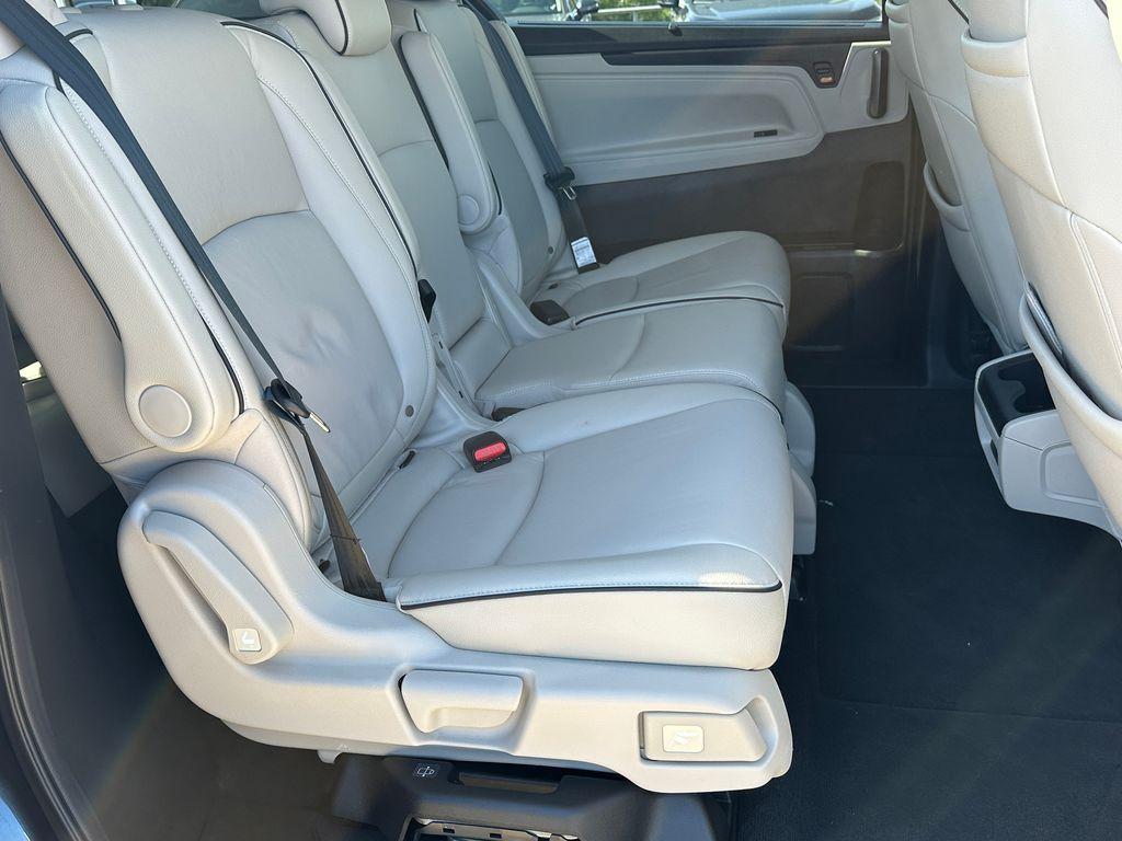used 2025 Honda Odyssey car, priced at $44,795