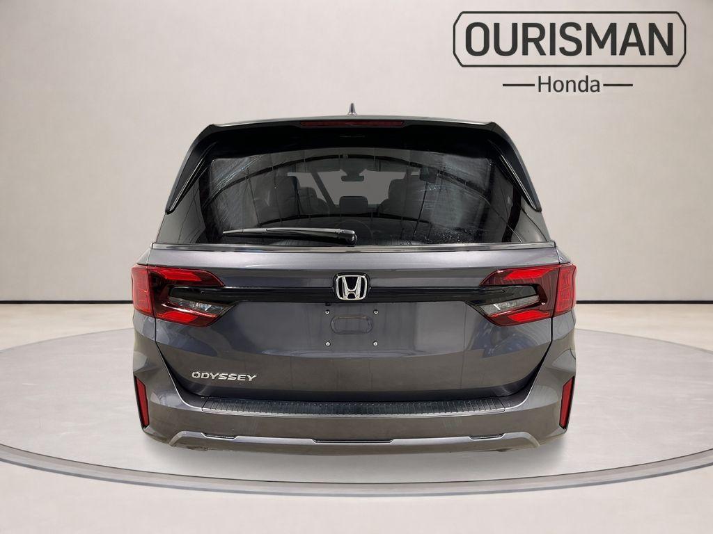 new 2026 Honda Odyssey car, priced at $41,636