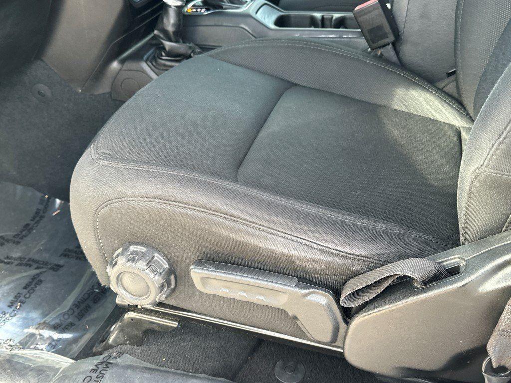 used 2022 Jeep Wrangler Unlimited car, priced at $29,195