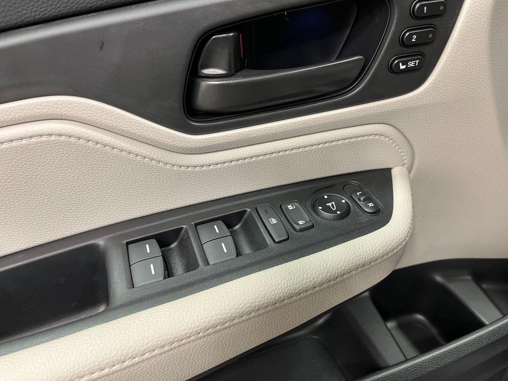new 2026 Honda Odyssey car, priced at $45,090