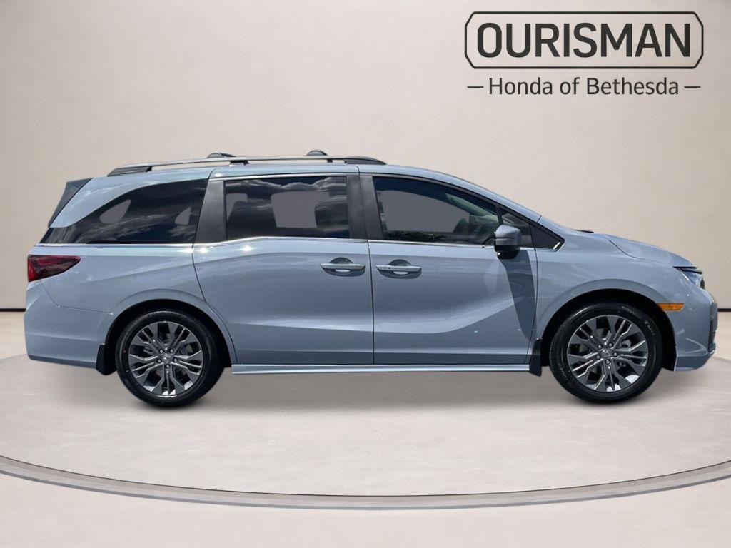 new 2026 Honda Odyssey car, priced at $45,679