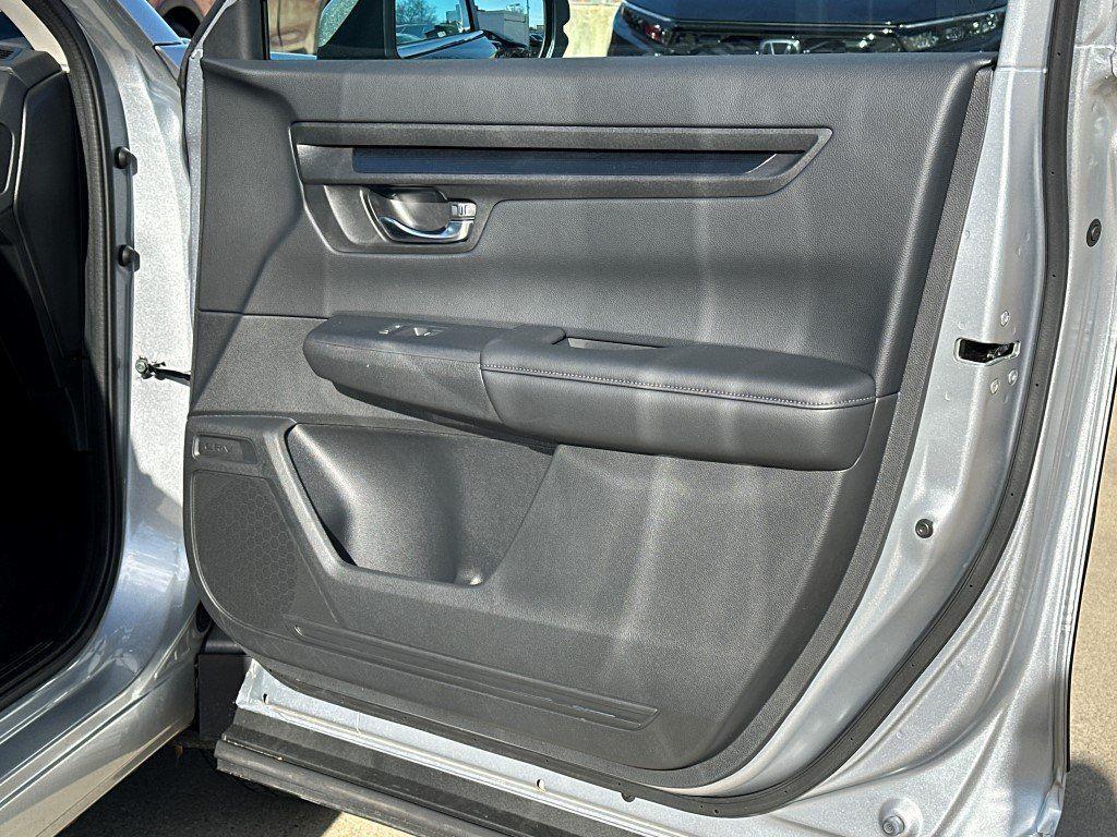 used 2025 Honda CR-V car, priced at $29,895