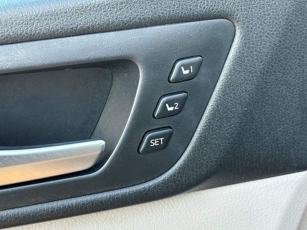 used 2019 Toyota Highlander car, priced at $27,961