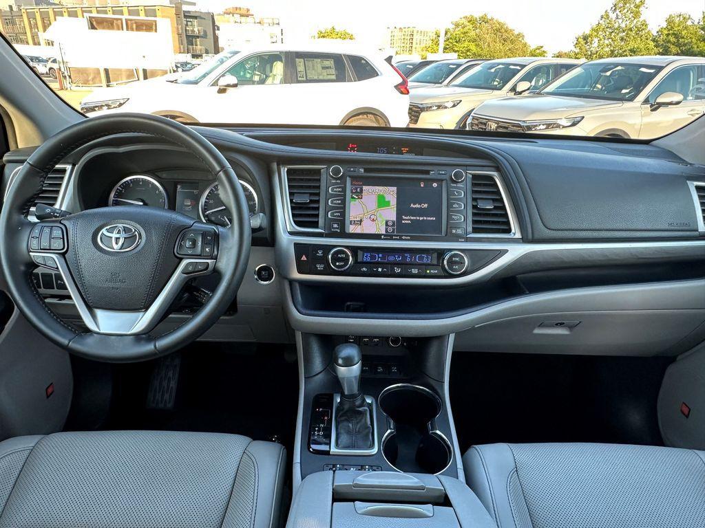 used 2019 Toyota Highlander car, priced at $27,961