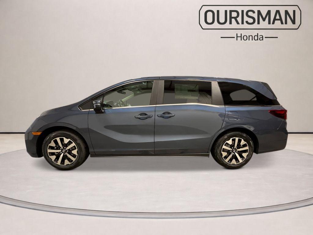 new 2026 Honda Odyssey car, priced at $45,090