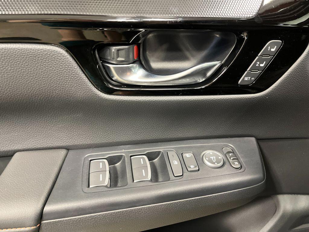 new 2026 Honda CR-V Hybrid car, priced at $41,936