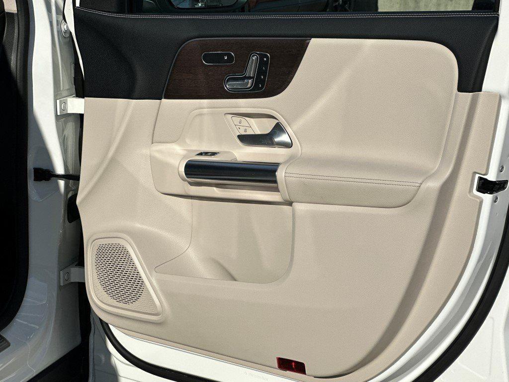 used 2021 Mercedes-Benz GLA 250 car, priced at $18,395