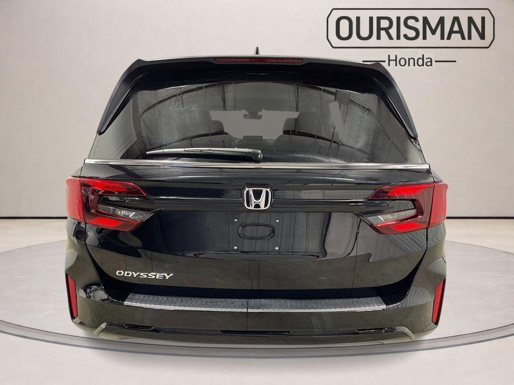 new 2026 Honda Odyssey car, priced at $42,436