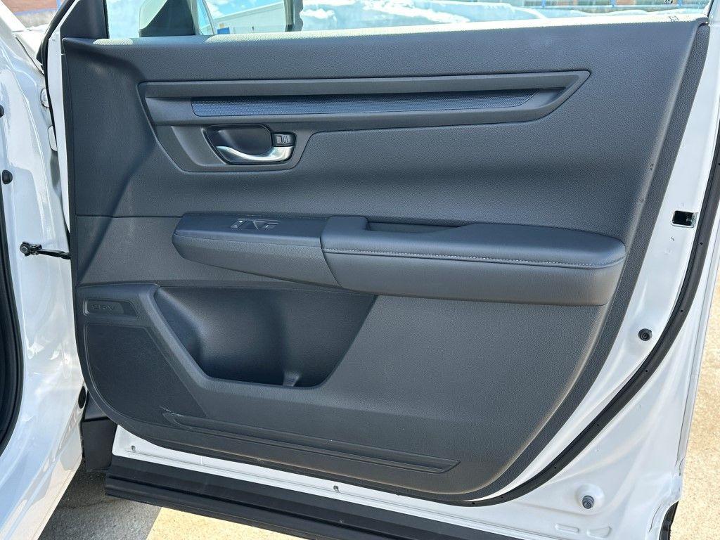 used 2023 Honda CR-V car, priced at $29,995