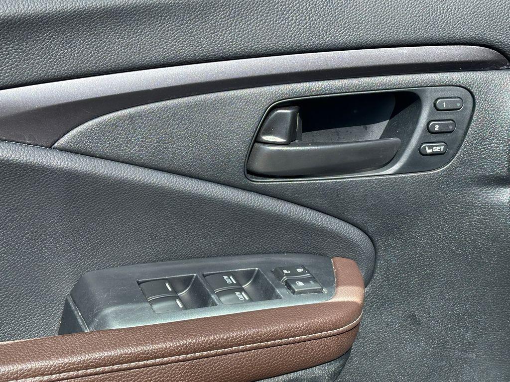used 2025 Honda Passport car, priced at $37,795