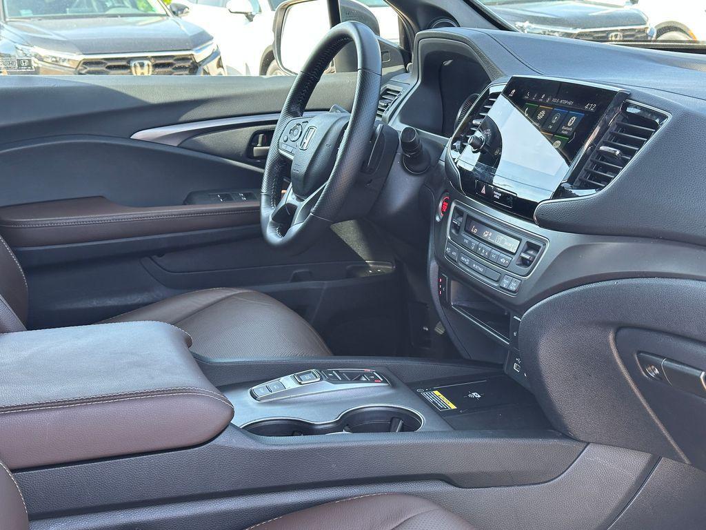used 2025 Honda Passport car, priced at $37,795