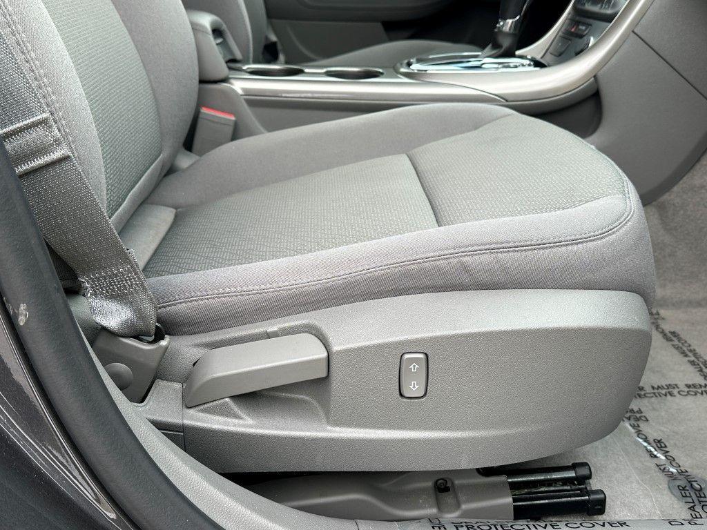 used 2013 Chevrolet Malibu car, priced at $8,895