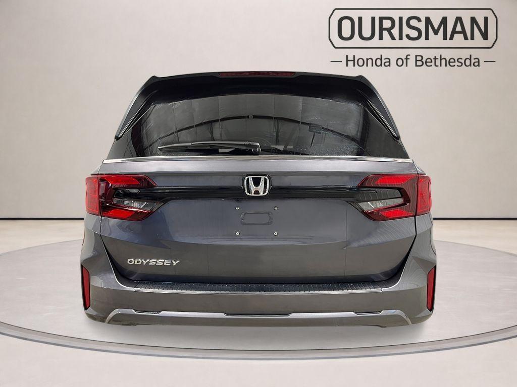 new 2026 Honda Odyssey car, priced at $40,836