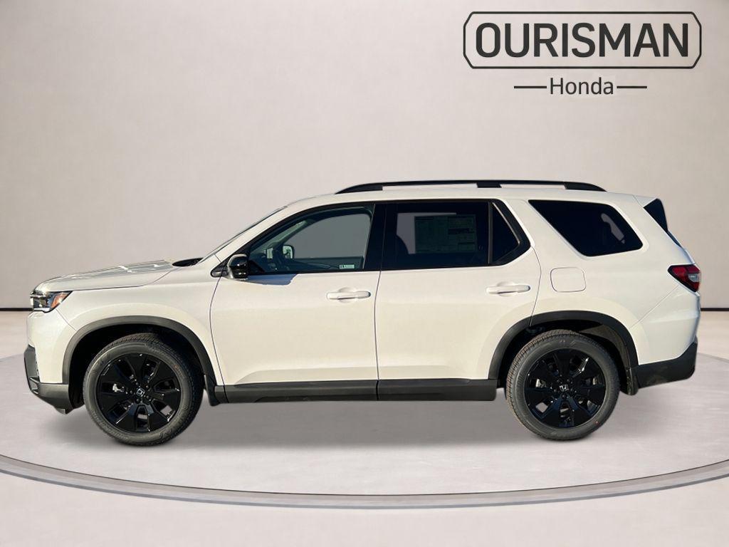 new 2026 Honda Pilot car, priced at $53,590