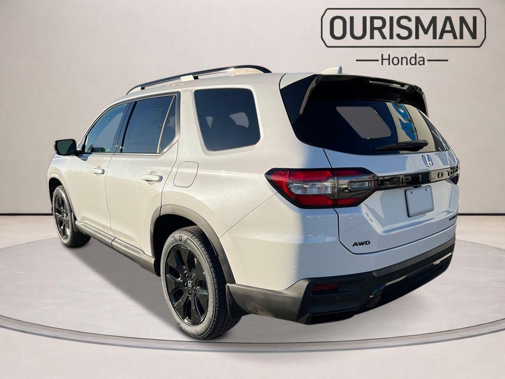 new 2026 Honda Pilot car, priced at $53,590