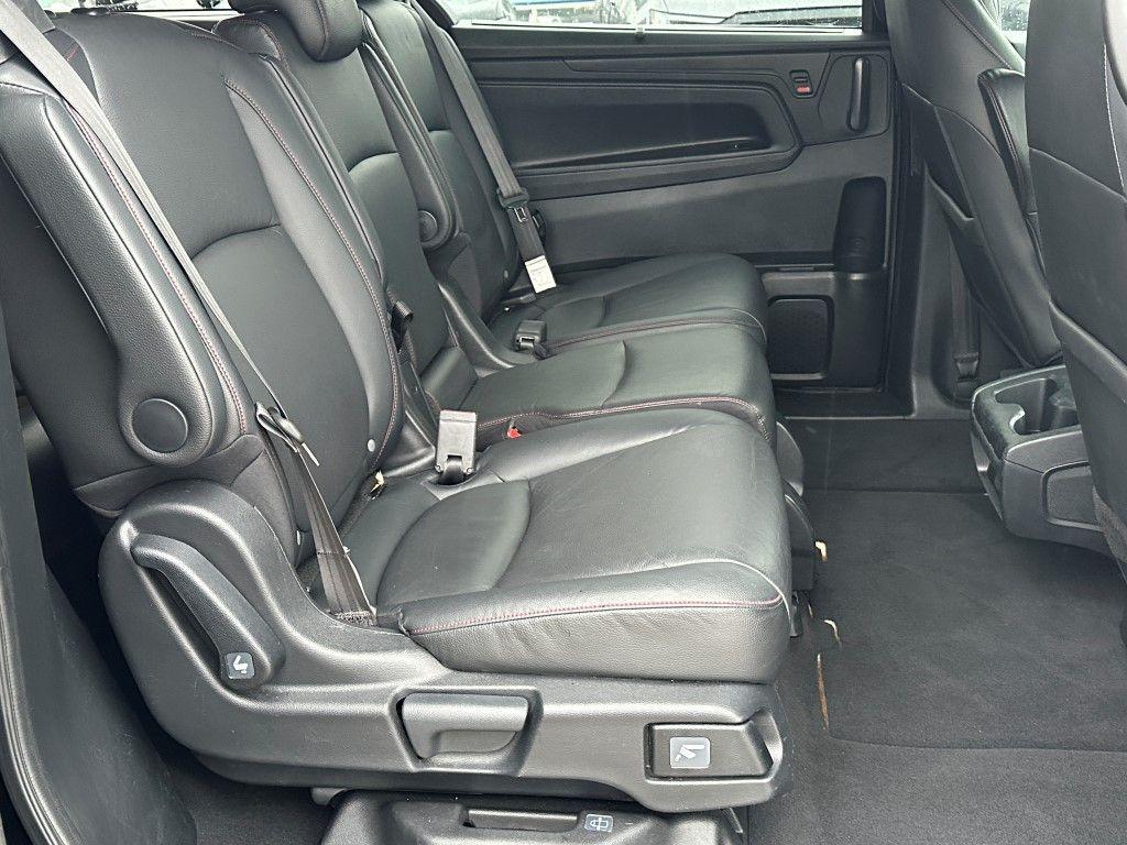 used 2024 Honda Odyssey car, priced at $35,979