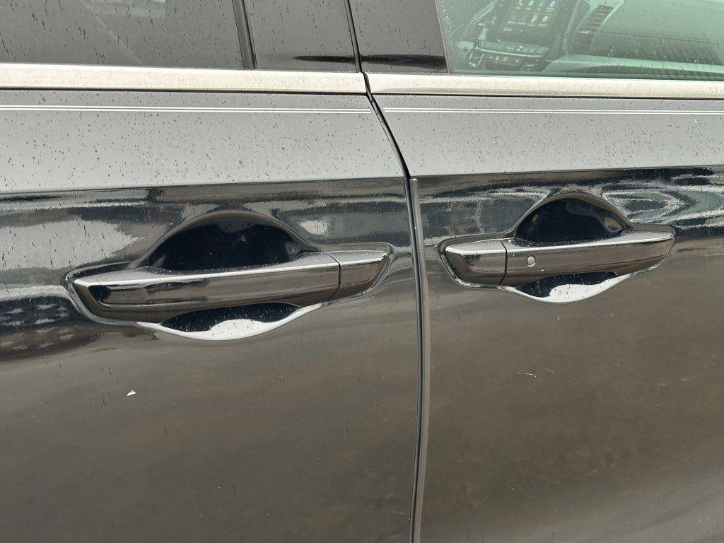 used 2024 Honda Odyssey car, priced at $35,979