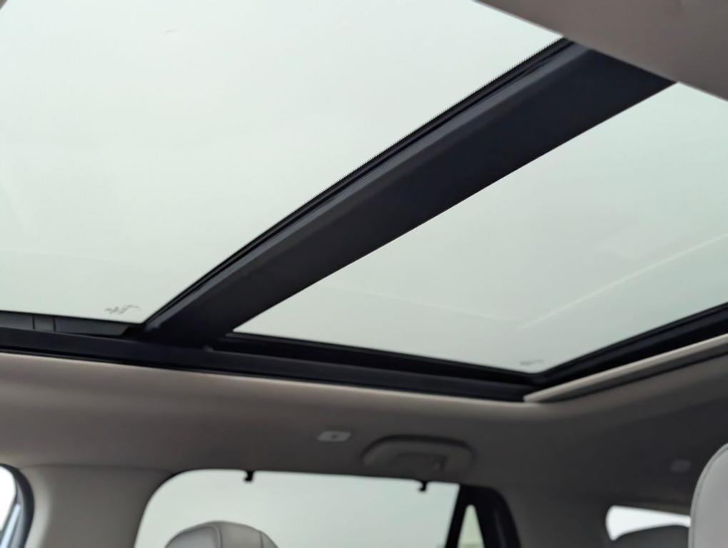 used 2023 Honda Pilot car, priced at $42,995