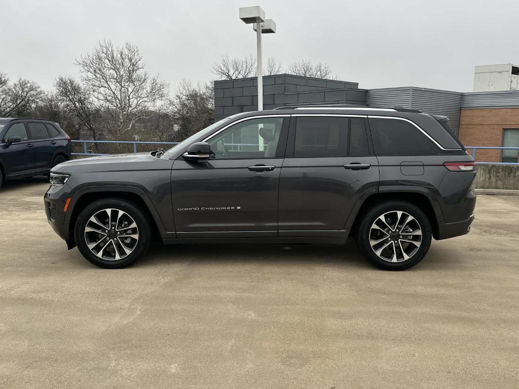 used 2022 Jeep Grand Cherokee car, priced at $29,127