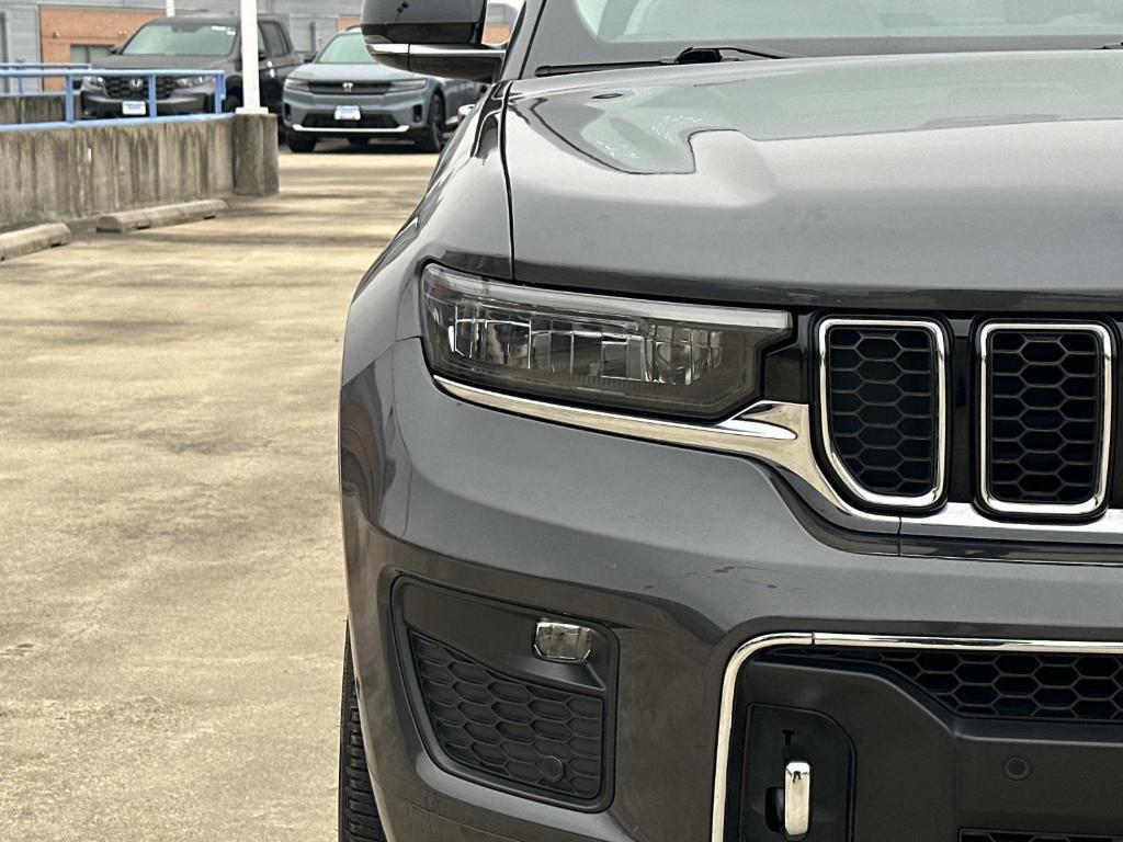 used 2022 Jeep Grand Cherokee car, priced at $29,127