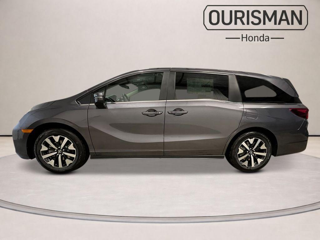 new 2026 Honda Odyssey car, priced at $45,090