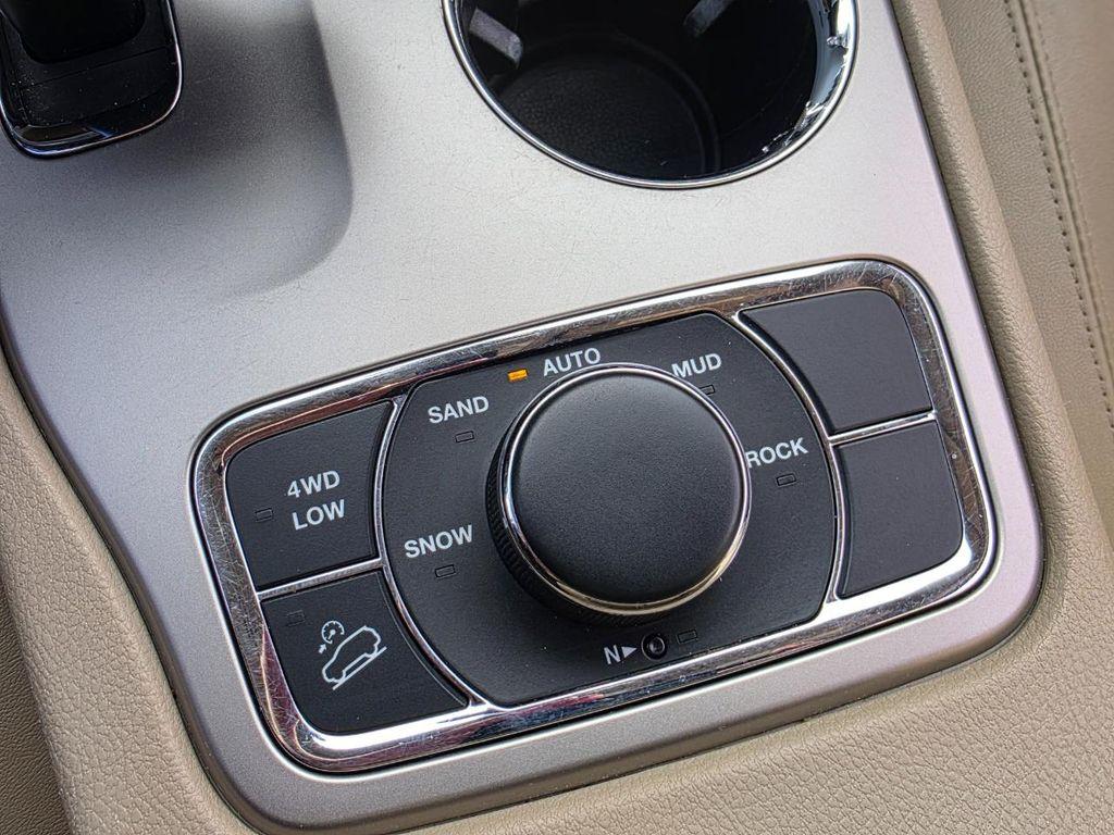 used 2014 Jeep Grand Cherokee car, priced at $10,980