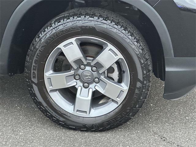 used 2025 Honda Ridgeline car, priced at $36,977