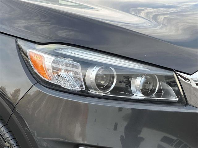 used 2018 Kia Sorento car, priced at $8,998
