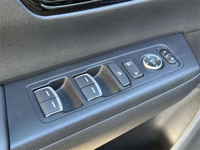 used 2023 Honda CR-V car, priced at $30,671