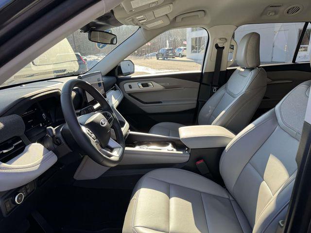 used 2025 Ford Explorer car, priced at $39,987