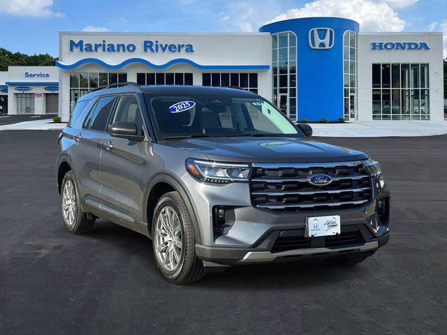 used 2025 Ford Explorer car, priced at $39,987