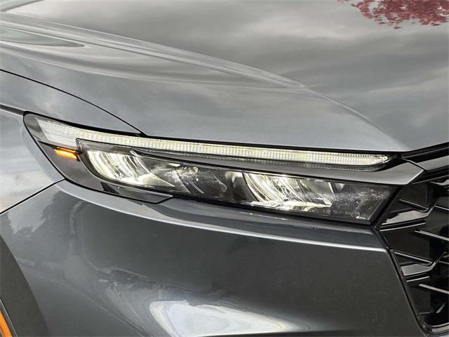 used 2025 Honda CR-V Hybrid car, priced at $36,781