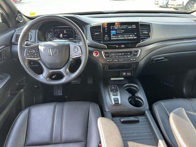 used 2023 Honda Passport car, priced at $33,987
