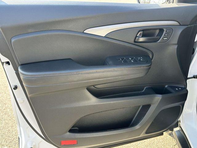 used 2023 Honda Passport car, priced at $33,987