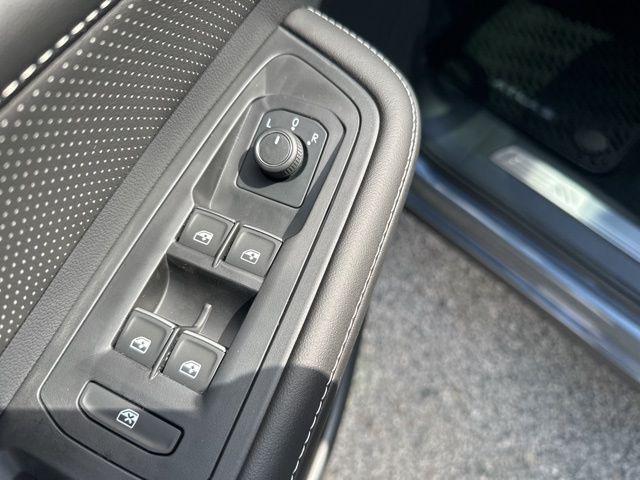 new 2026 Volkswagen Atlas car, priced at $45,080