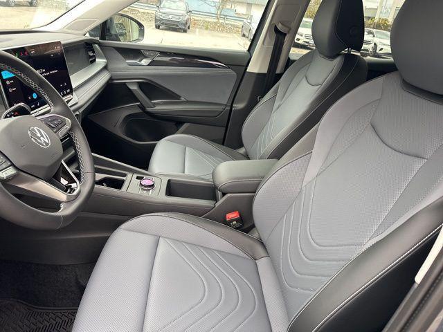 new 2026 Volkswagen Tiguan car, priced at $35,467